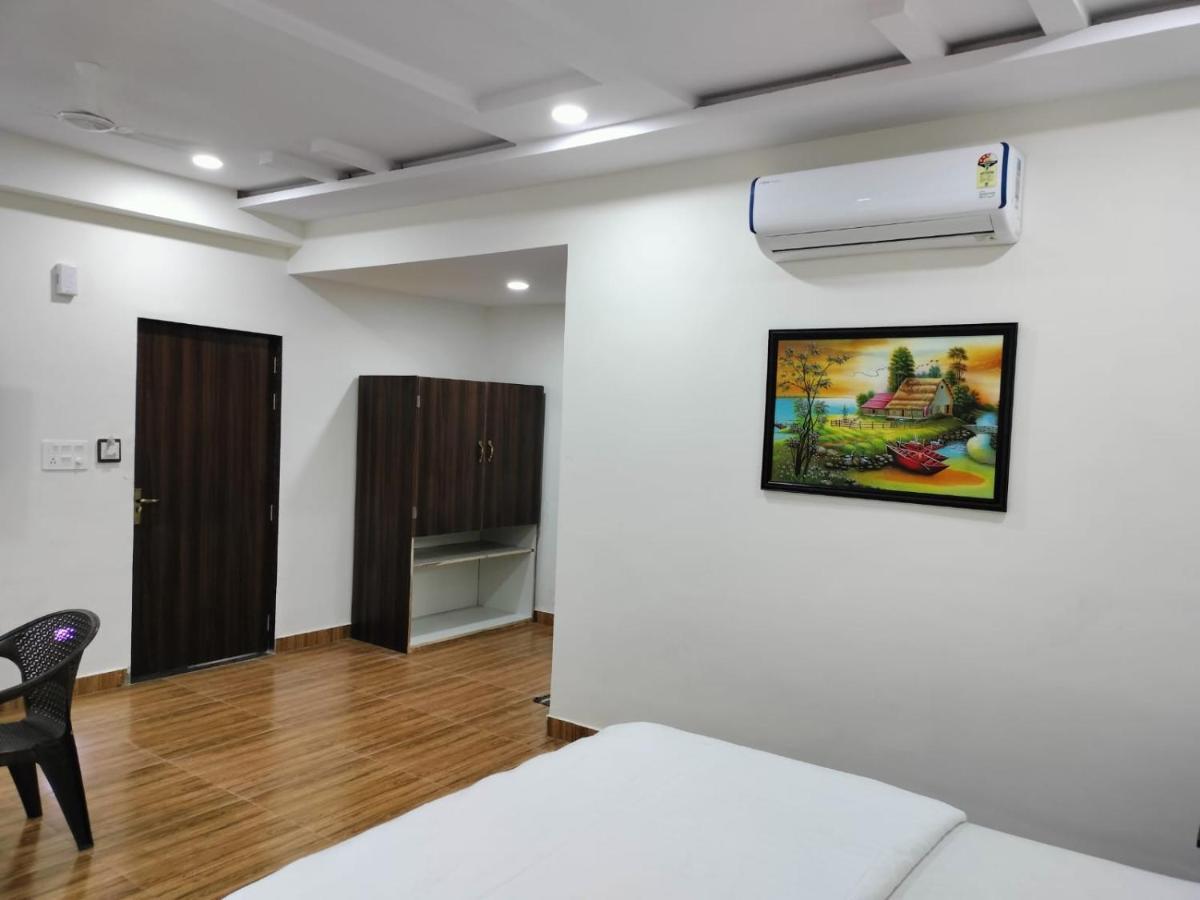 Hotel Satkar International Chhindwara ภายนอก รูปภาพ