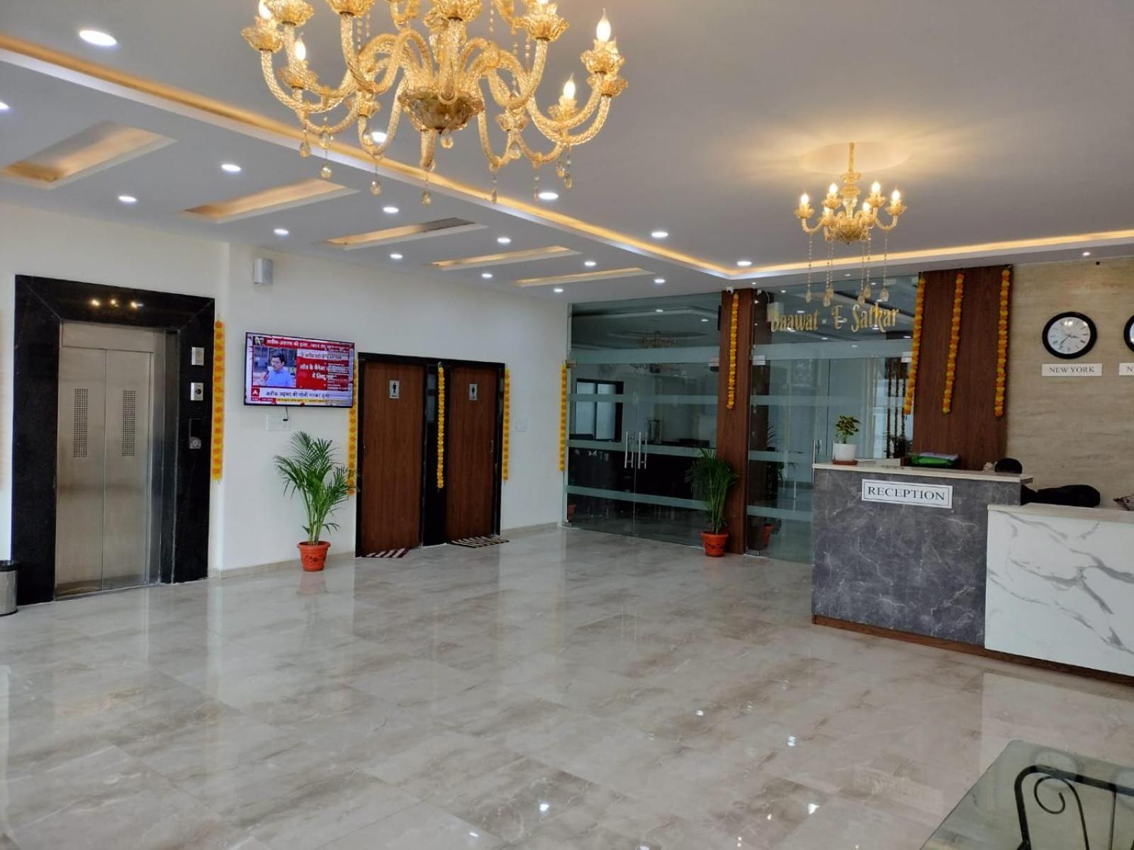Hotel Satkar International Chhindwara ภายนอก รูปภาพ