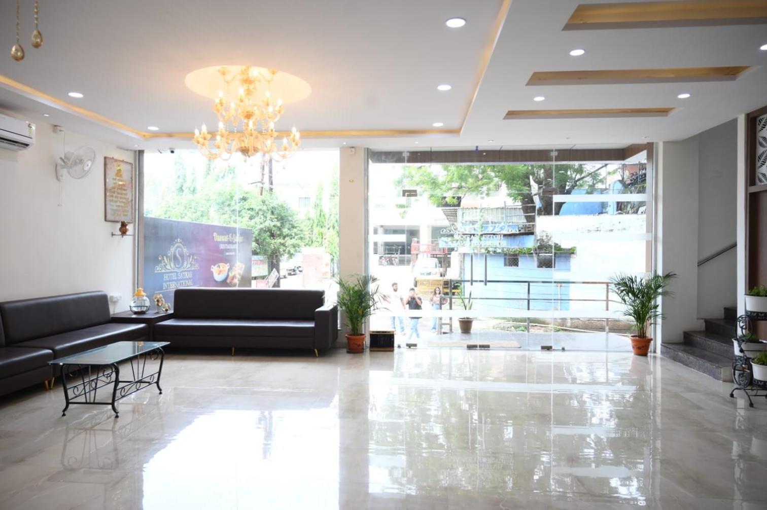 Hotel Satkar International Chhindwara ภายนอก รูปภาพ